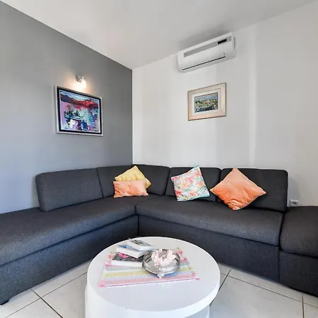 Deluxe Triplex Antea Dom wakacyjny Sukošan