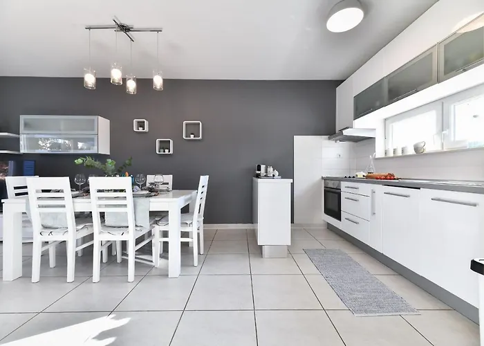 Tatil Evi Deluxe Triplex Antea Sukošan