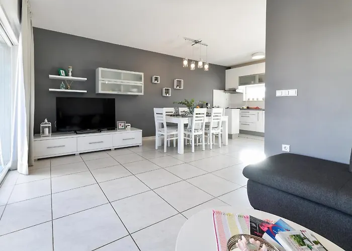 Tatil Evi Deluxe Triplex Antea Sukošan
