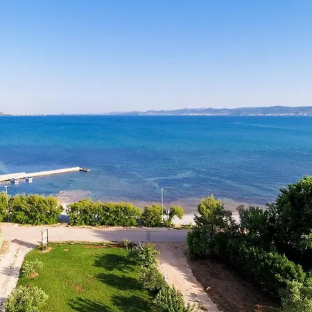 Holiday home Deluxe Triplex Antea *