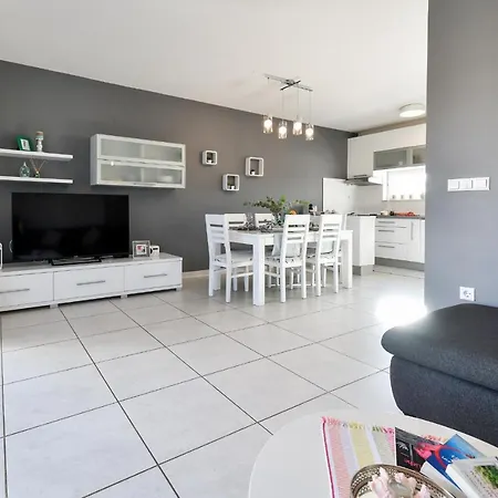 Сasa de vacaciones Deluxe Triplex Antea Sukošan