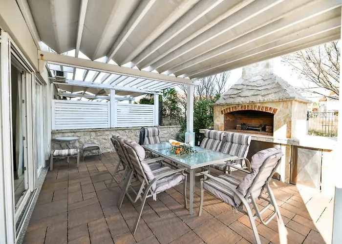 Deluxe Triplex Antea Дом отдыха *